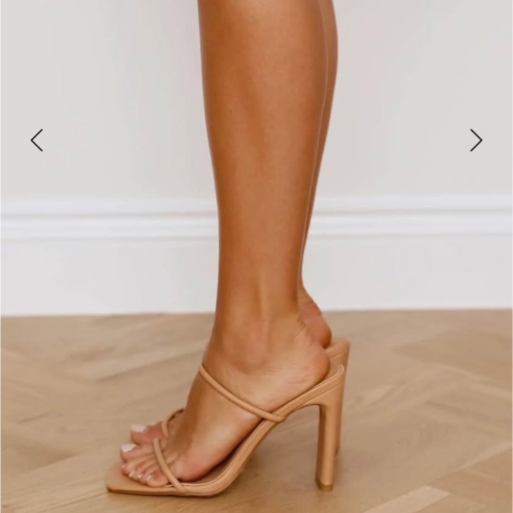 Billini Chantal nude heels